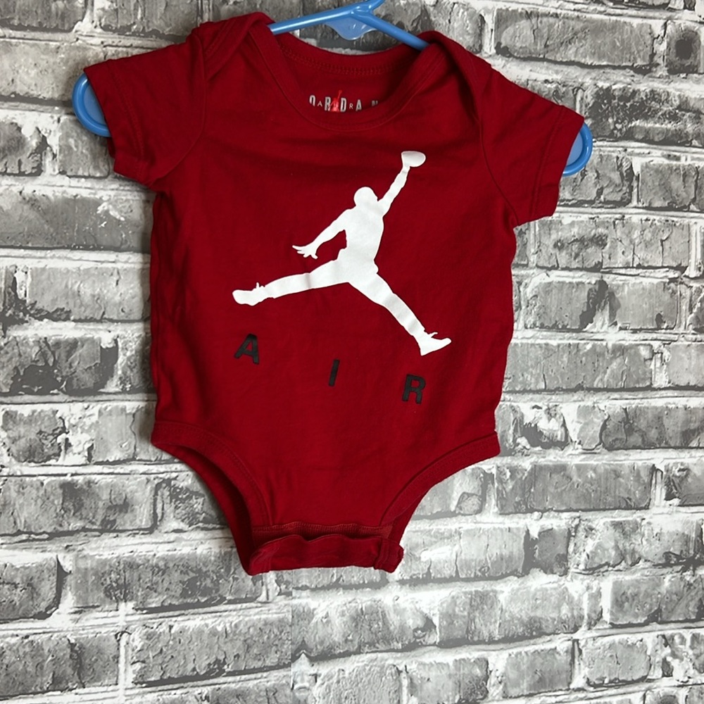 ‎Jordan - Picture 2 of 6